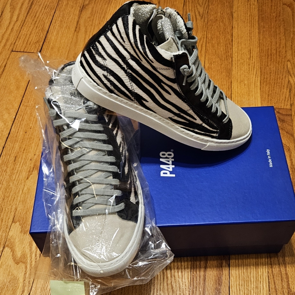 New in box P448 Zebra shoes